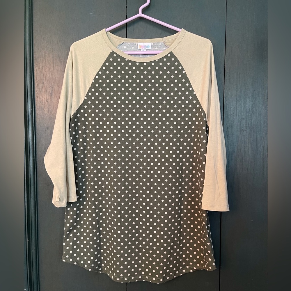 LuLaRoe Randy shirt